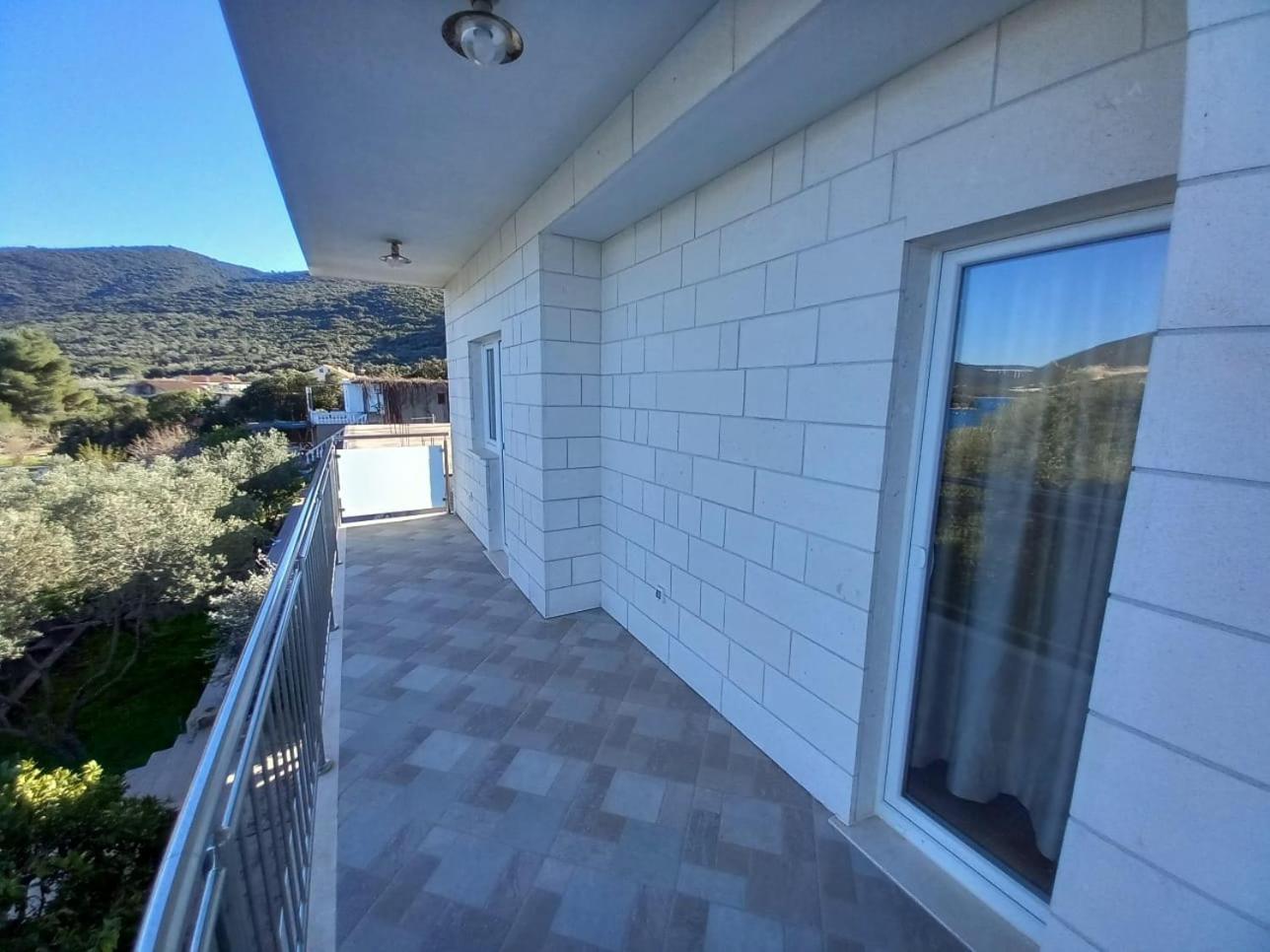 Apartments By The Sea Kabli, Peljesac - 10225 Brijesta Exterior foto